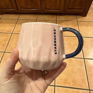 Starbucks mug.  Like new condition.